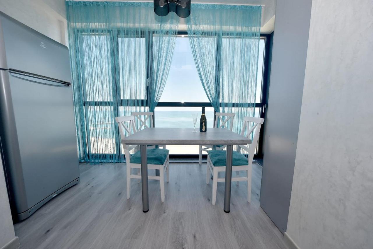 Turquoise By The Sea Apartment Constanta Luaran gambar