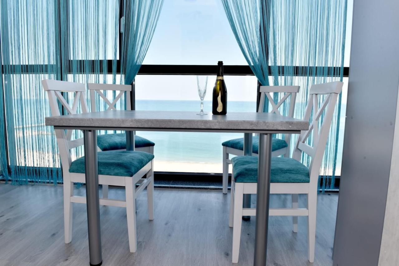 Turquoise By The Sea Apartment Constanta Luaran gambar